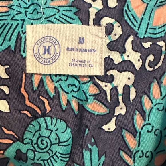 Hurley short sleeve button up - Picture 3 of 4